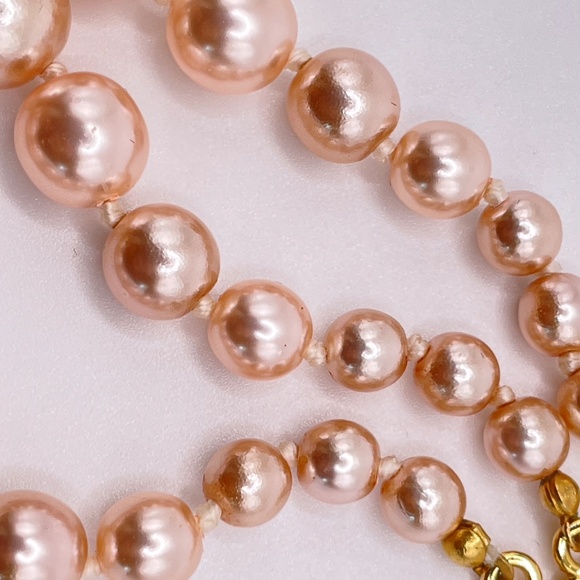 KJL Kenneth J Lane Pink Bracelet Glass Pearl 3 Strand Adjustable - Picture 7 of 8